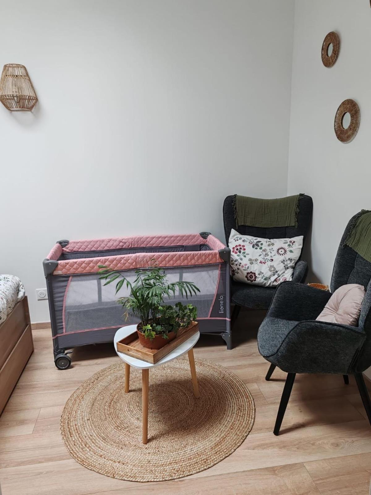Bed and Breakfast Chez Peggy Jouarre Exterior foto
